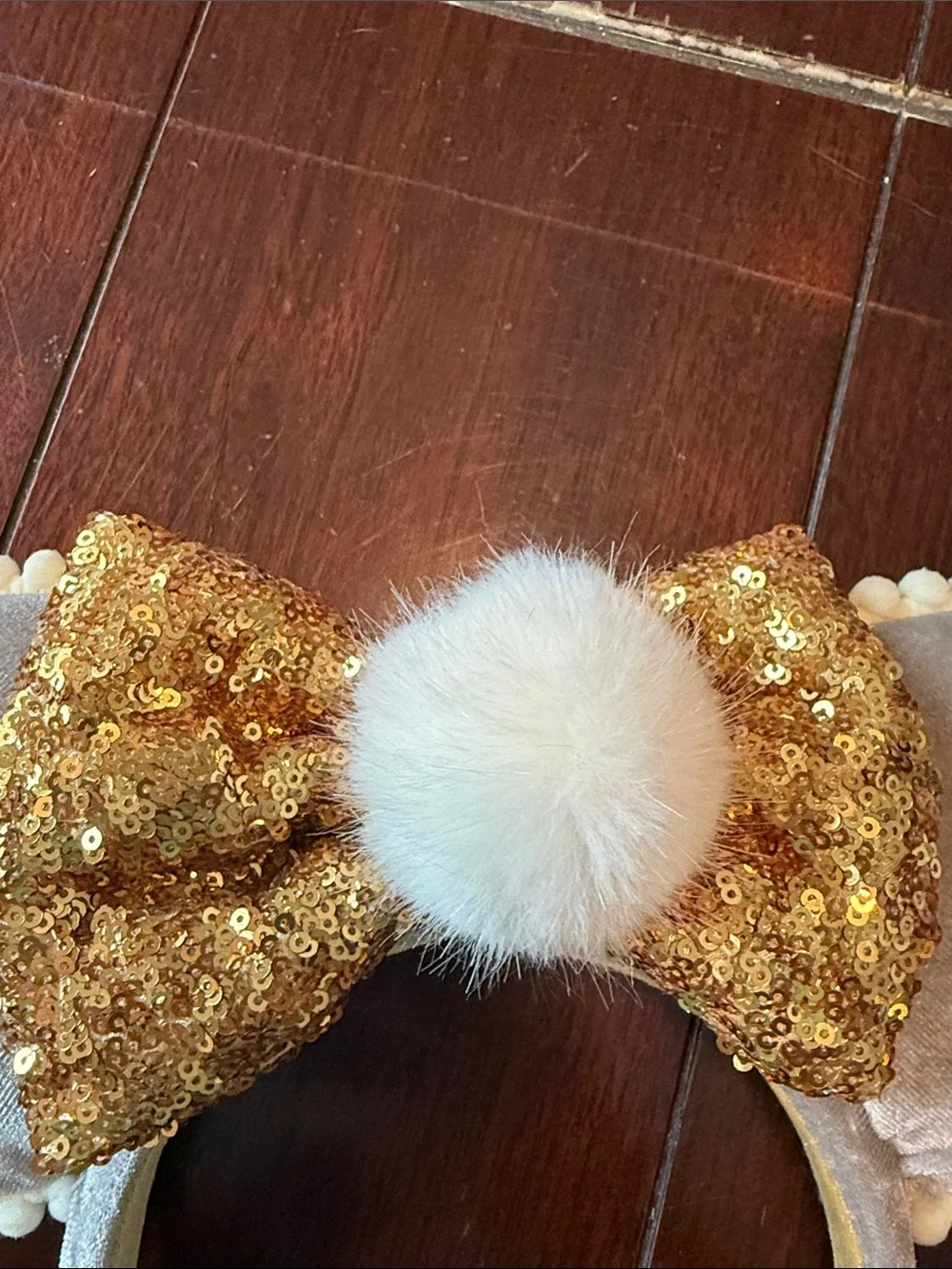 Disney Parks Christmas / Winter Minnie Mouse Ears